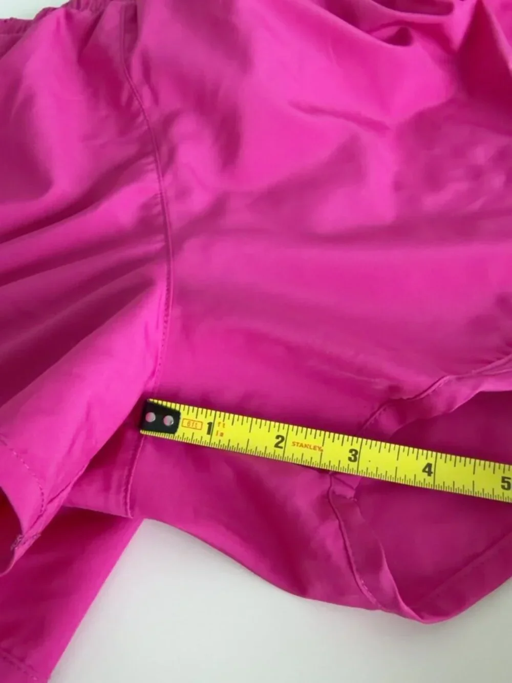 Nike Dri-FIT Hot Pink Running Shorts Women’s LARGE w/ Brief Liner